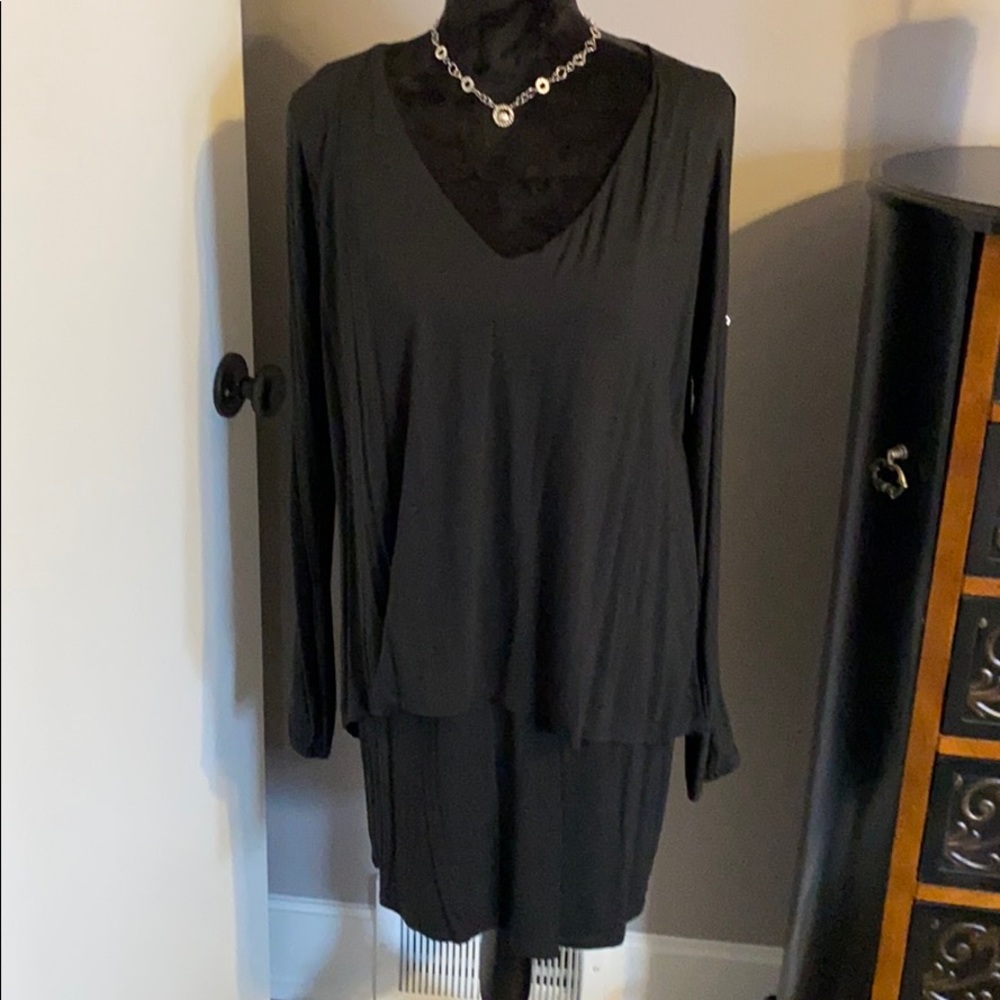 Black V-neck layered dress